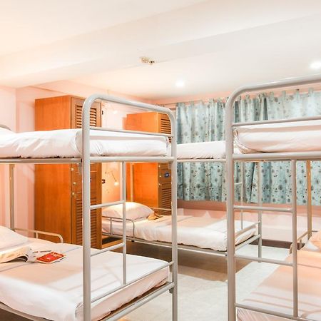 Hostel 8 Sukhumvit Soi 8 Bangkok Pokoj fotografie