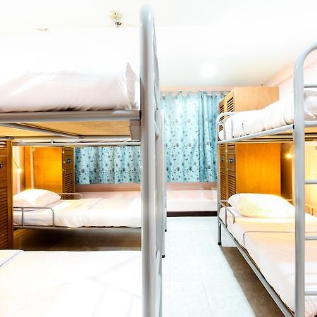 Hostel 8 Sukhumvit Soi 8 Bangkok Exteriér fotografie