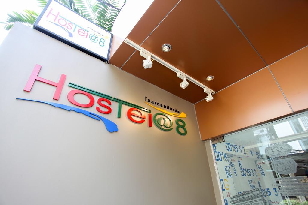 Hostel 8 Sukhumvit Soi 8 Bangkok Exteriér fotografie