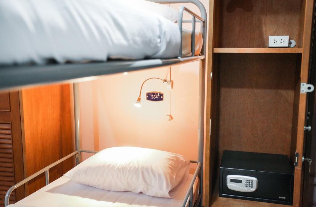 Hostel 8 Sukhumvit Soi 8 Bangkok Pokoj fotografie